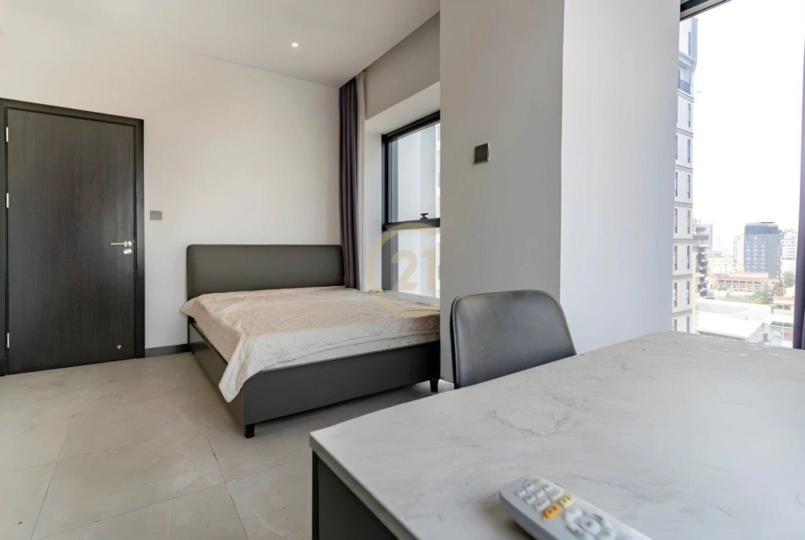 WESTERN ONE BEDROOM FOR RENT-BKK1