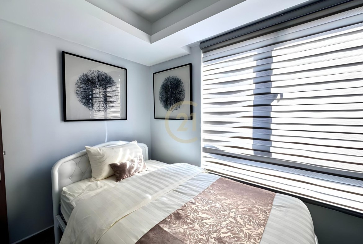 FANCY THREE BEDROOM FOR RENT-BEONG TRABAK