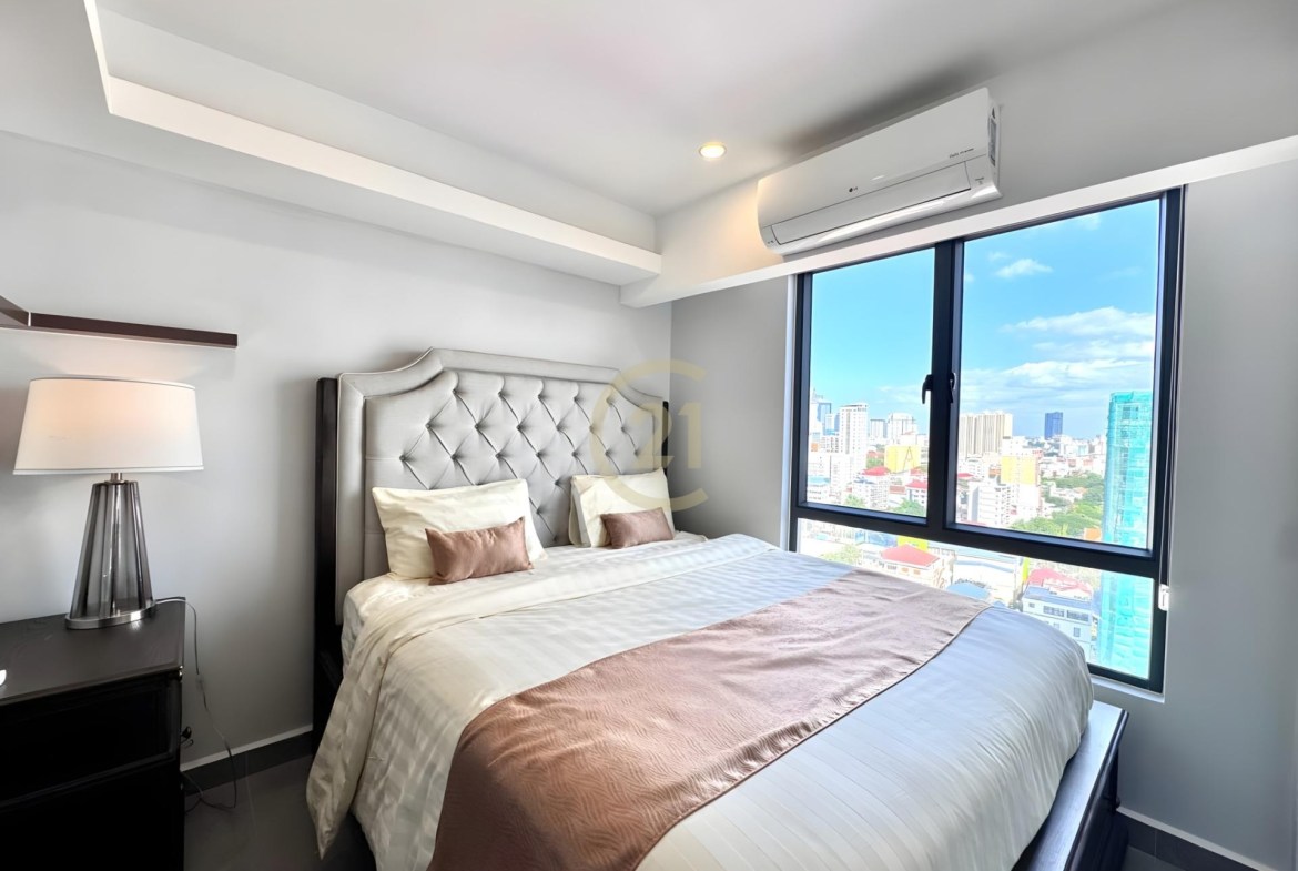 FANCY THREE BEDROOM FOR RENT-BEONG TRABAK