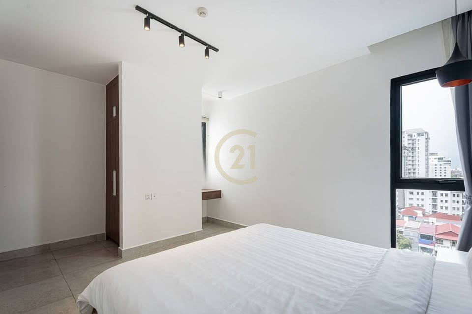 LUXURIOUS ONE BEDROOM FOR RENT-BKK1