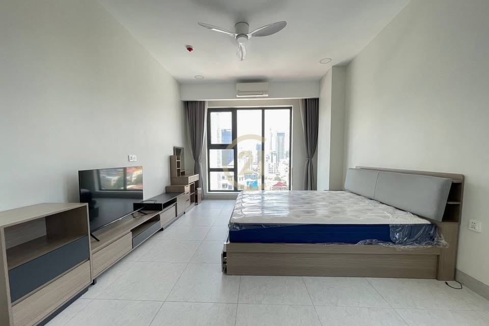 SPECIOUS TWO BEDROOM FOR RENT-TONLE BASSAC