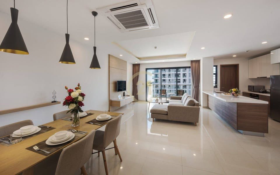 LUXURIOUS TWO BEDROOM FOR RENT-TONLE BASSAC