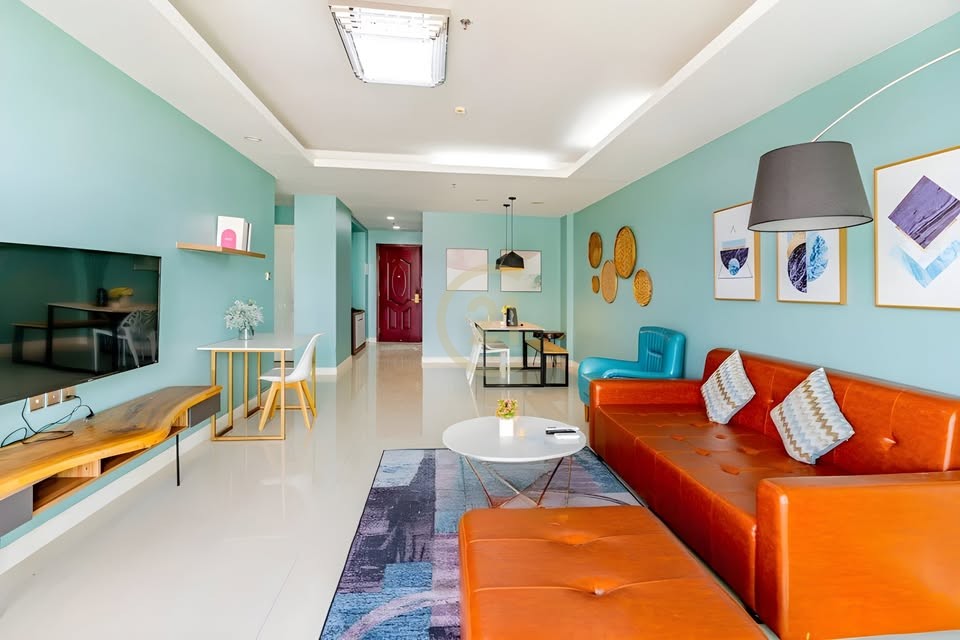 VINTAGE TWO BEDROOM FOR RENT-OLYMPIA