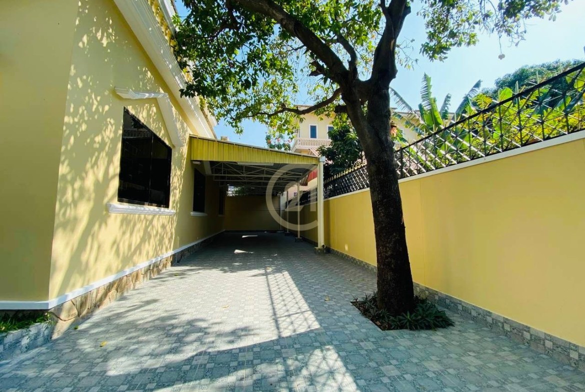 Brand New Villa For Rent At Toul Kork