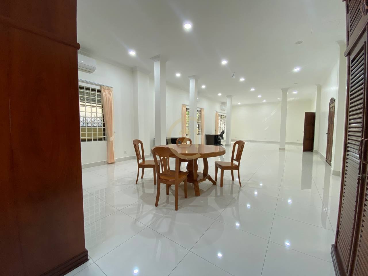 Brand New Villa For Rent At Toul Kork