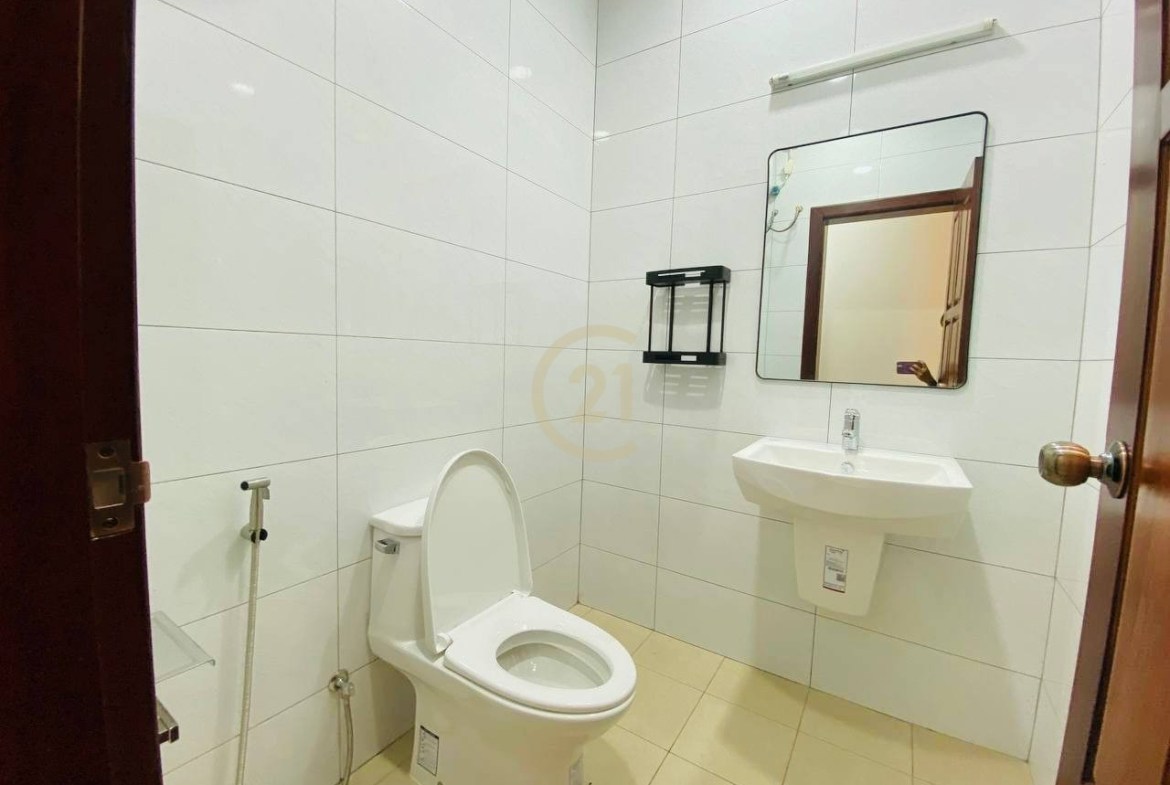 Brand New Villa For Rent At Toul Kork