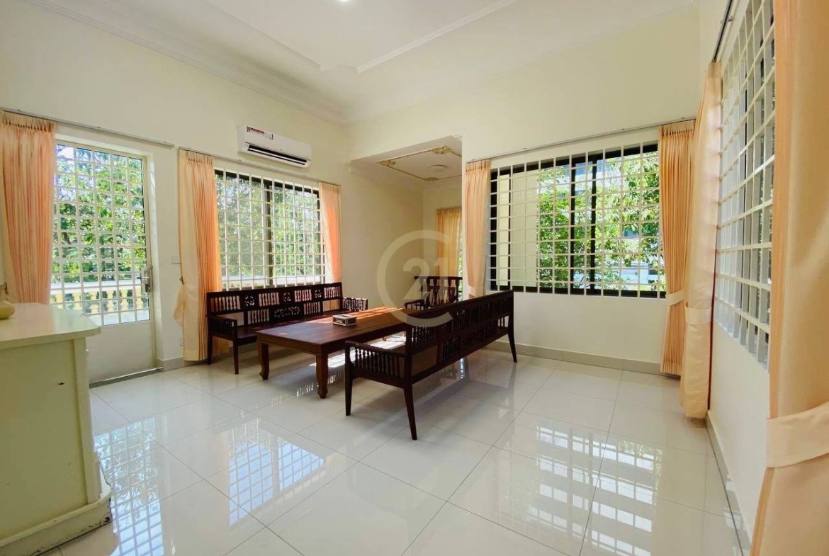 Brand New Villa For Rent At Toul Kork