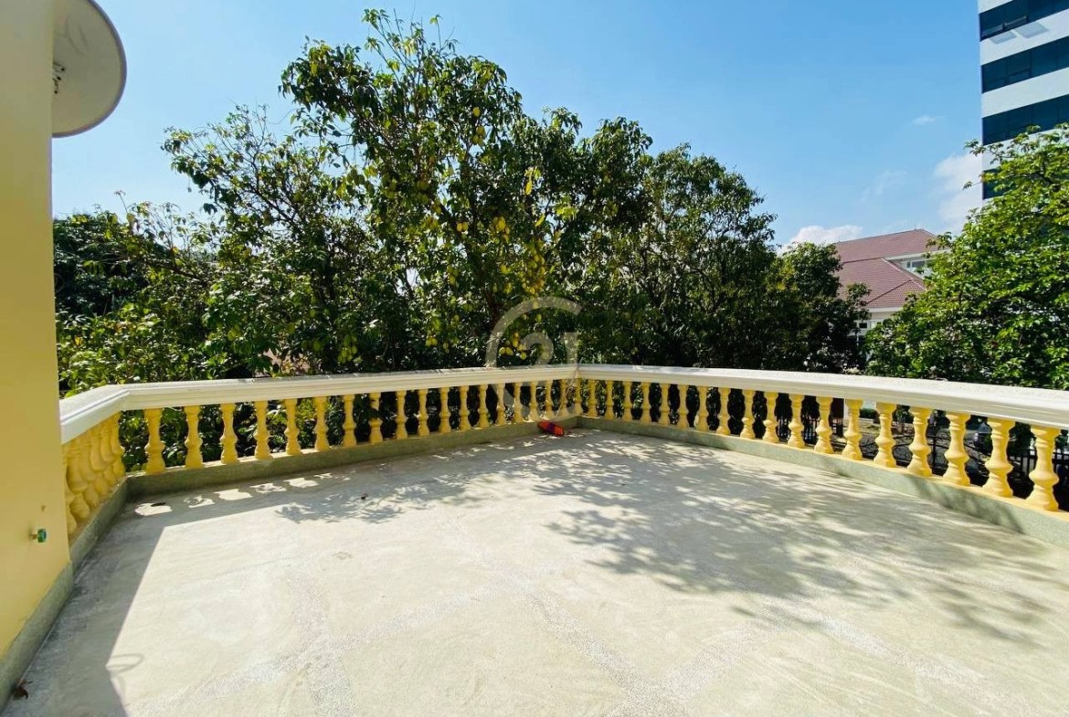 Brand New Villa For Rent At Toul Kork