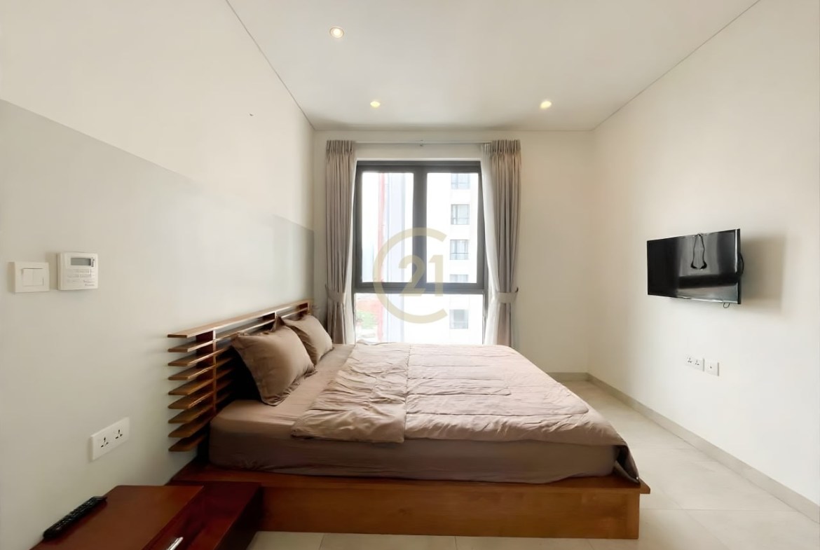 VINTAGE ONE BEDROOM FOR RENT-TONLE BASSAC