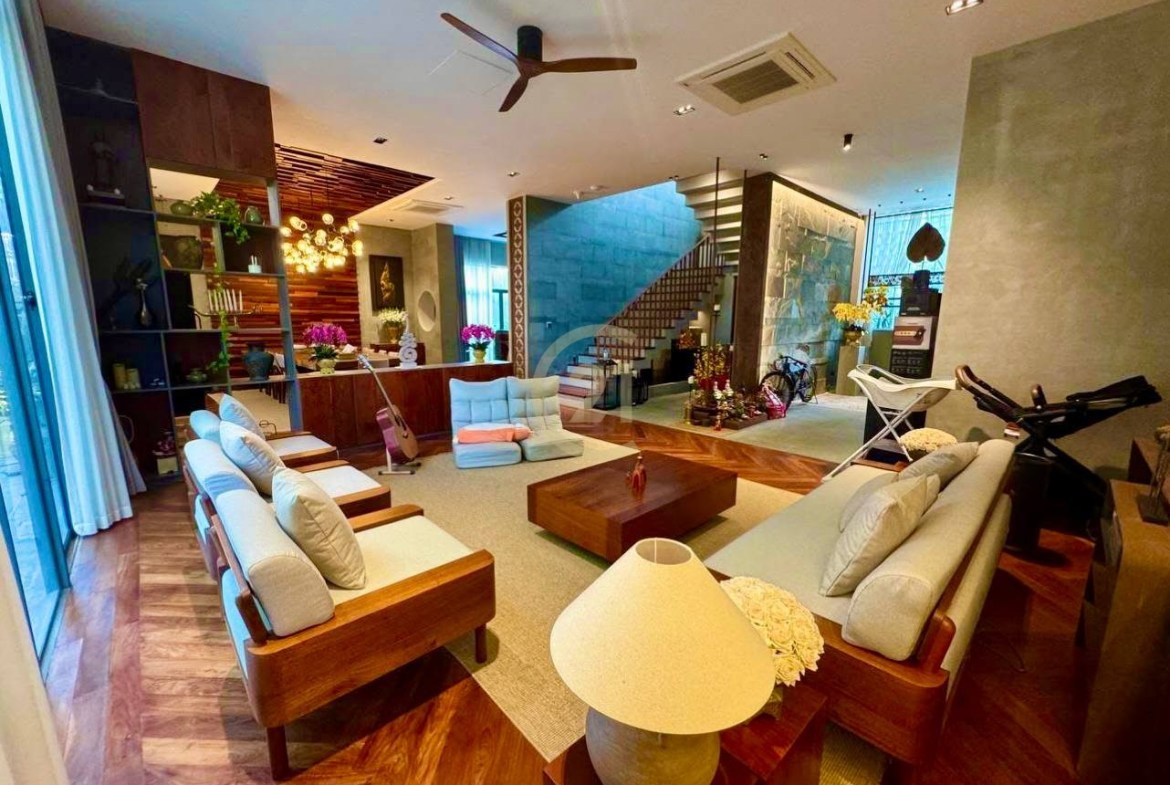 Luxury Modern Villa for Rent in Sen Sok with Swimming Pool