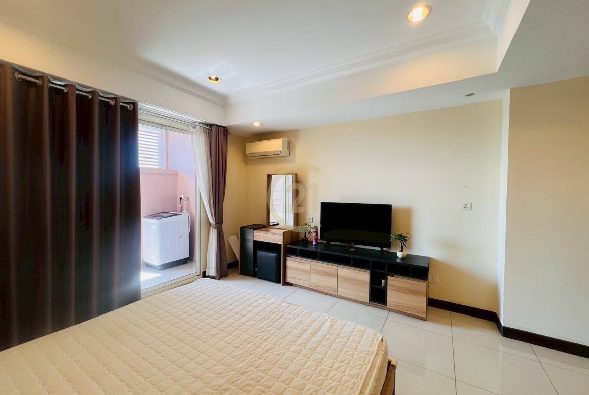 Fully Furnished 1 Bedroom For Rent At Bali5
