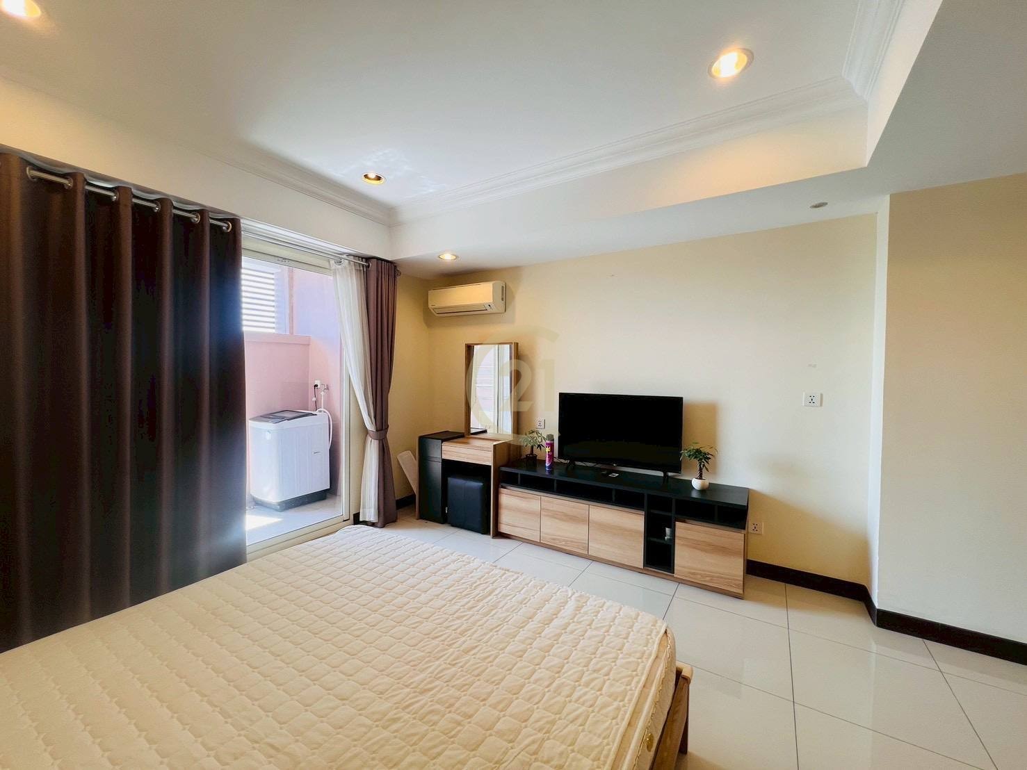 Fully Furnished 1 Bedroom For Rent At Bali5