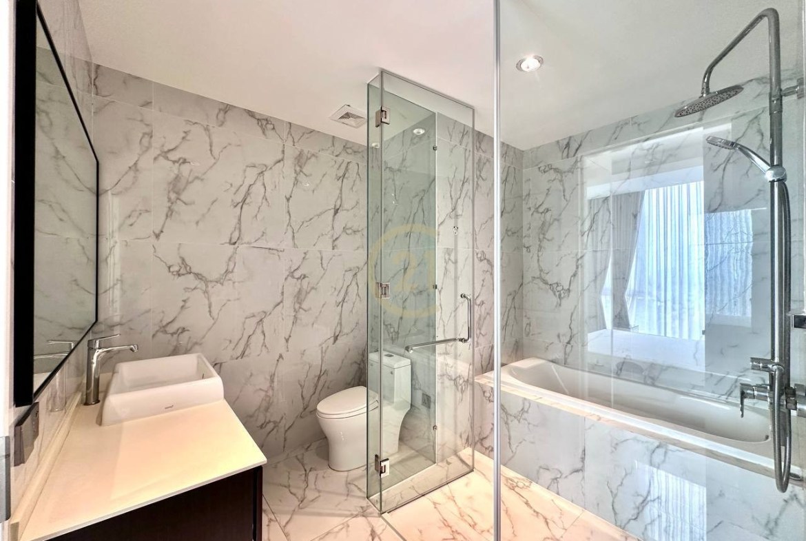 LUXURIOUS TWO BEDROOM FOR RENT-BKK1