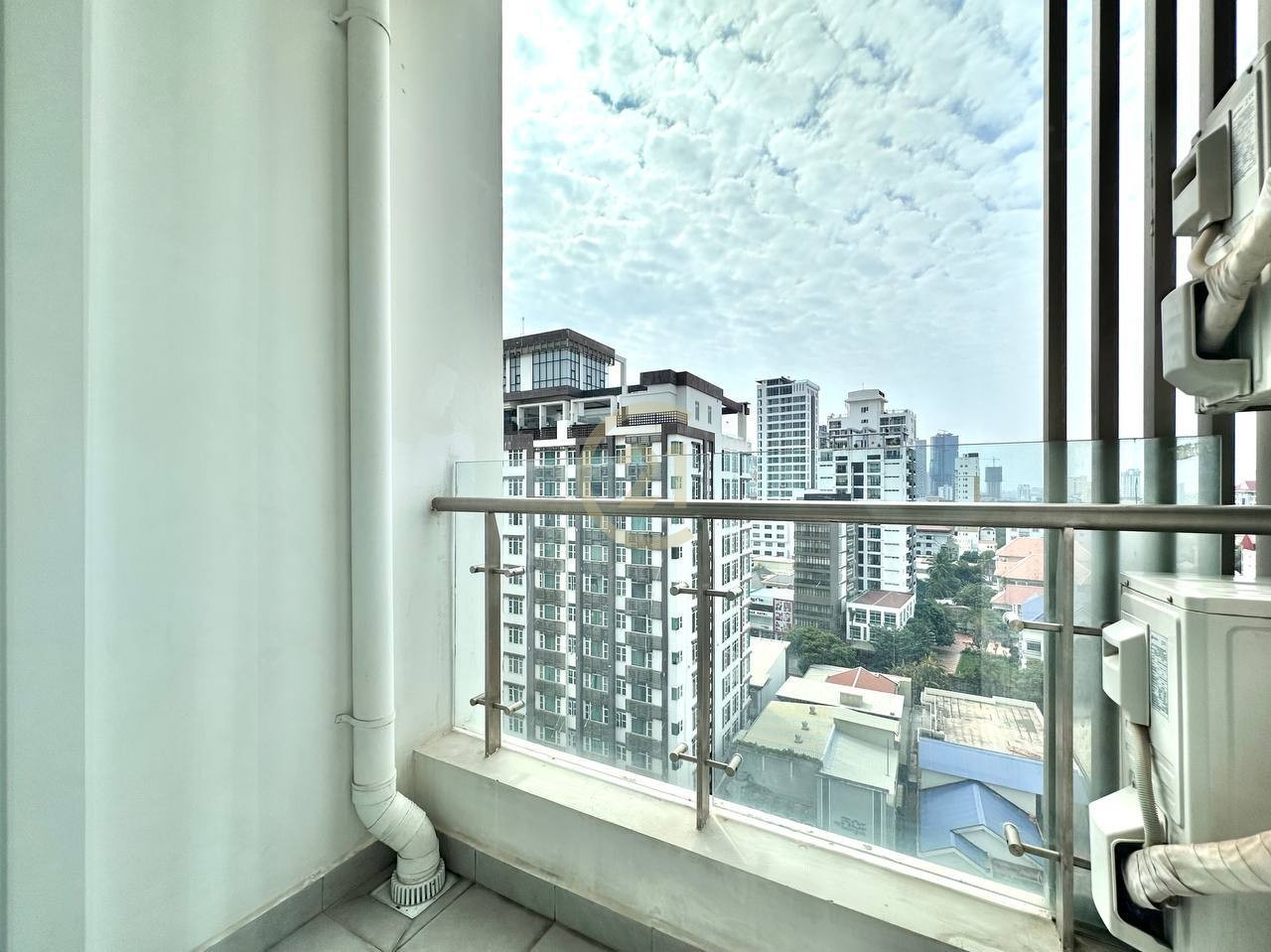 LUXURIOUS TWO BEDROOM FOR RENT-BKK1