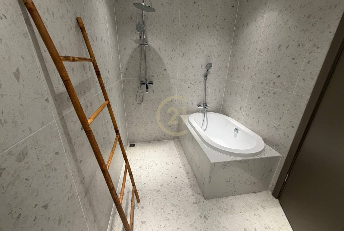 Brand New 2 Bedroom For Rent At Time Square 5