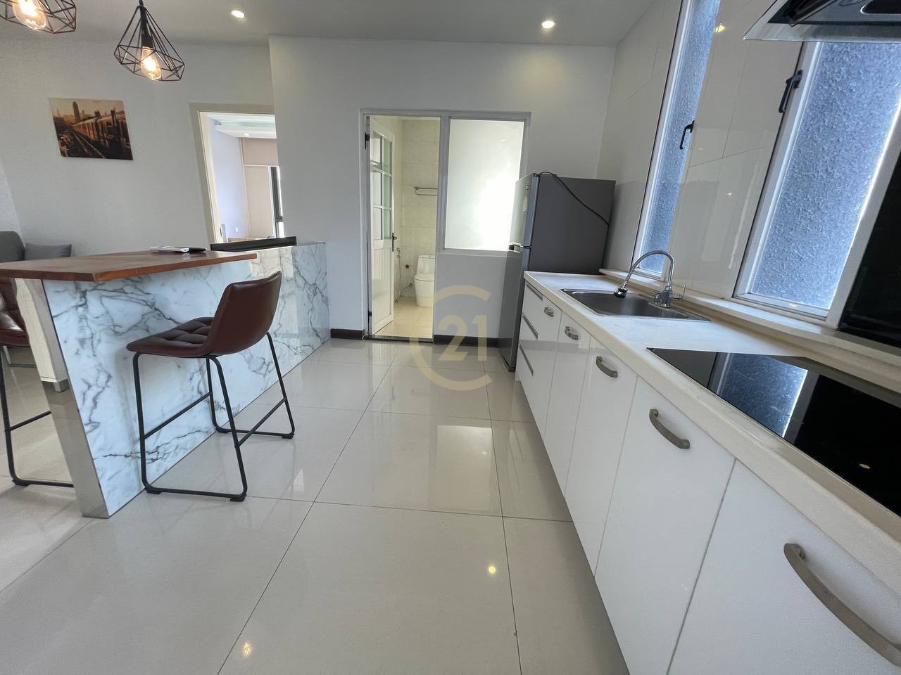 Spacious 1-Bedroom Apartment for Rent in Daun Penh, Wat Phnom
