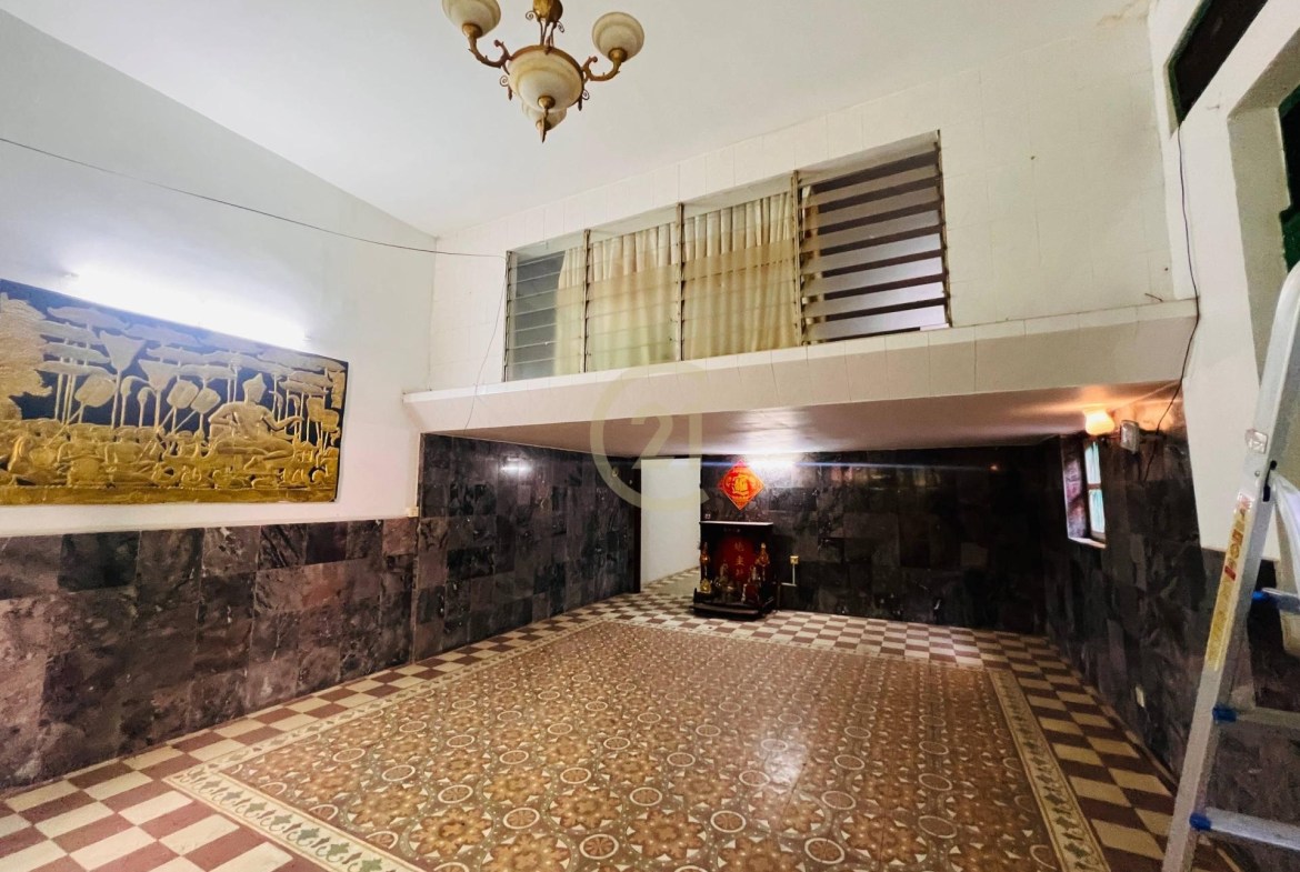 House For Rent At Tonle Basac ( Basac Lane )