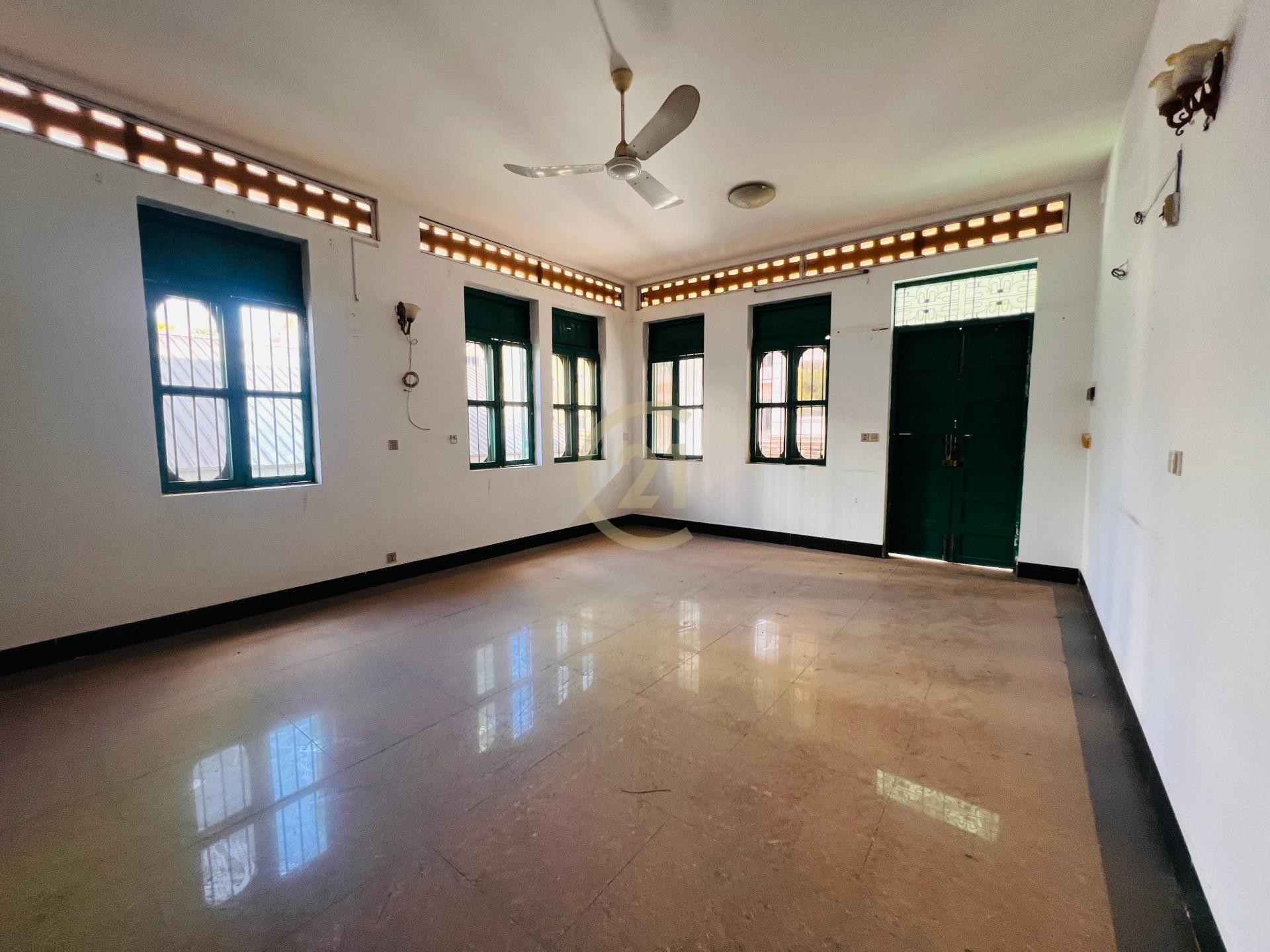 House For Rent At Tonle Basac ( Basac Lane )