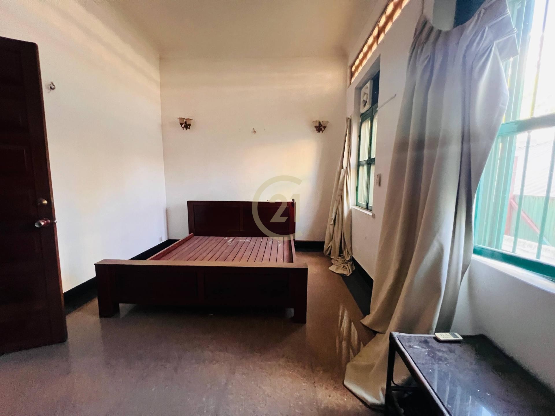 House For Rent At Tonle Basac ( Basac Lane )