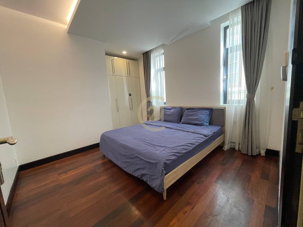 2 Bedroom For Rent At Daun Penh