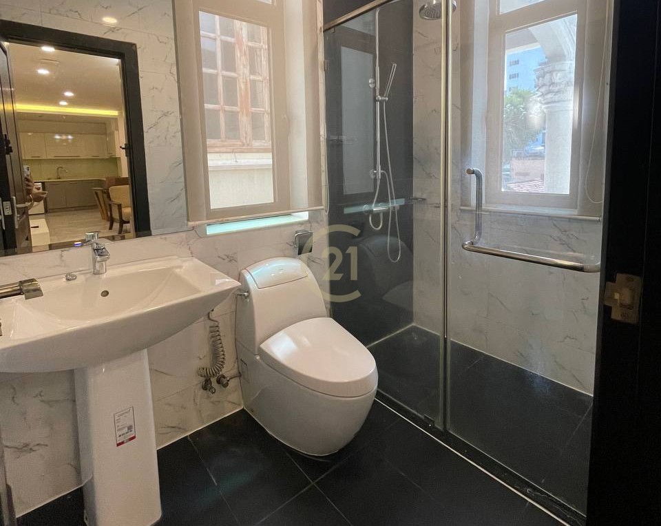 2 Bedroom For Rent At Daun Penh