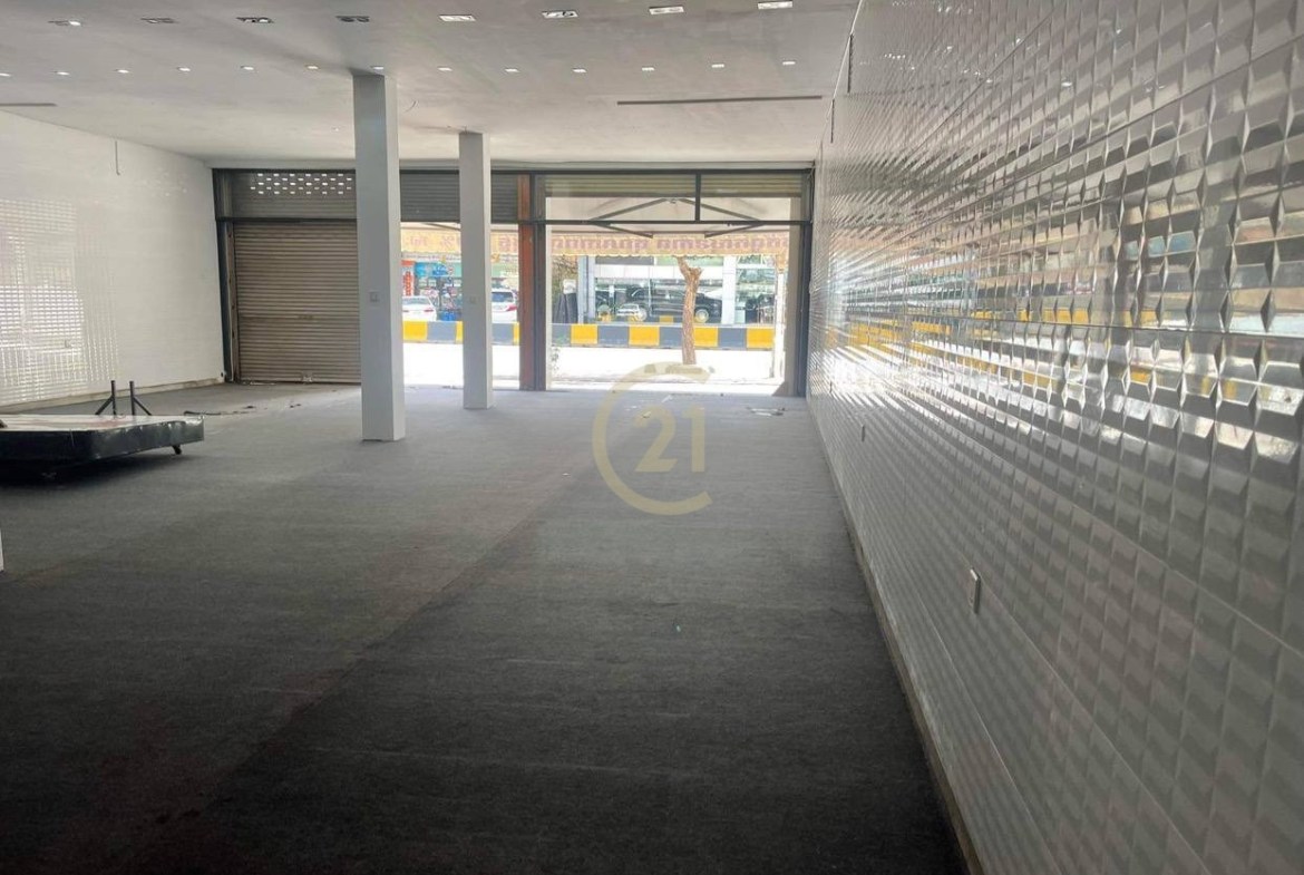 Shophouse For Rent In BKK1 | Preah Monivong Blvd