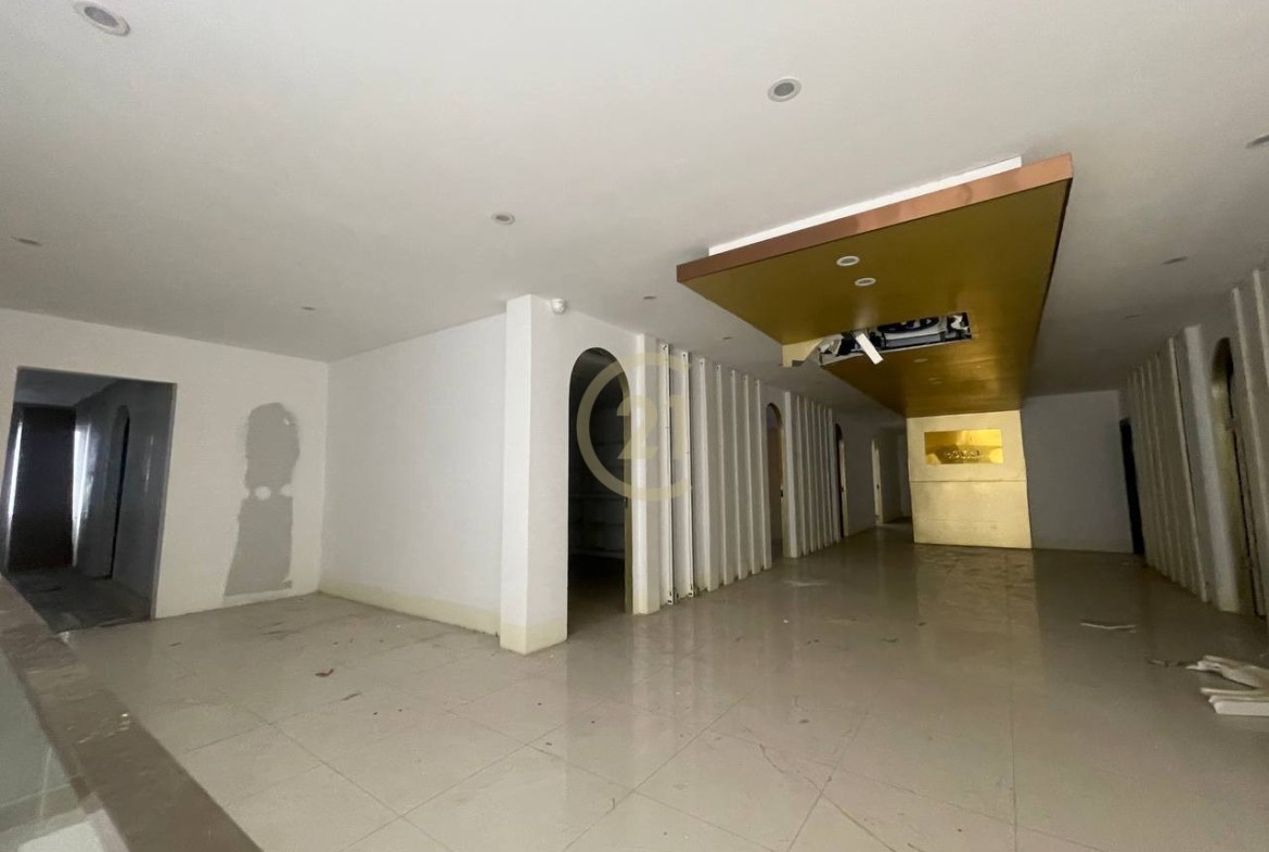 Shophouse For Rent In BKK1