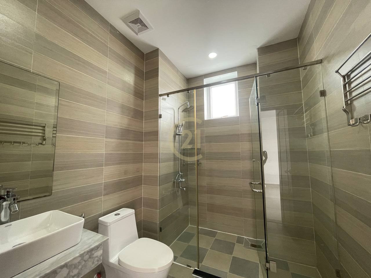 Brand New 2 Bedroom For Rent At Toul Tompong