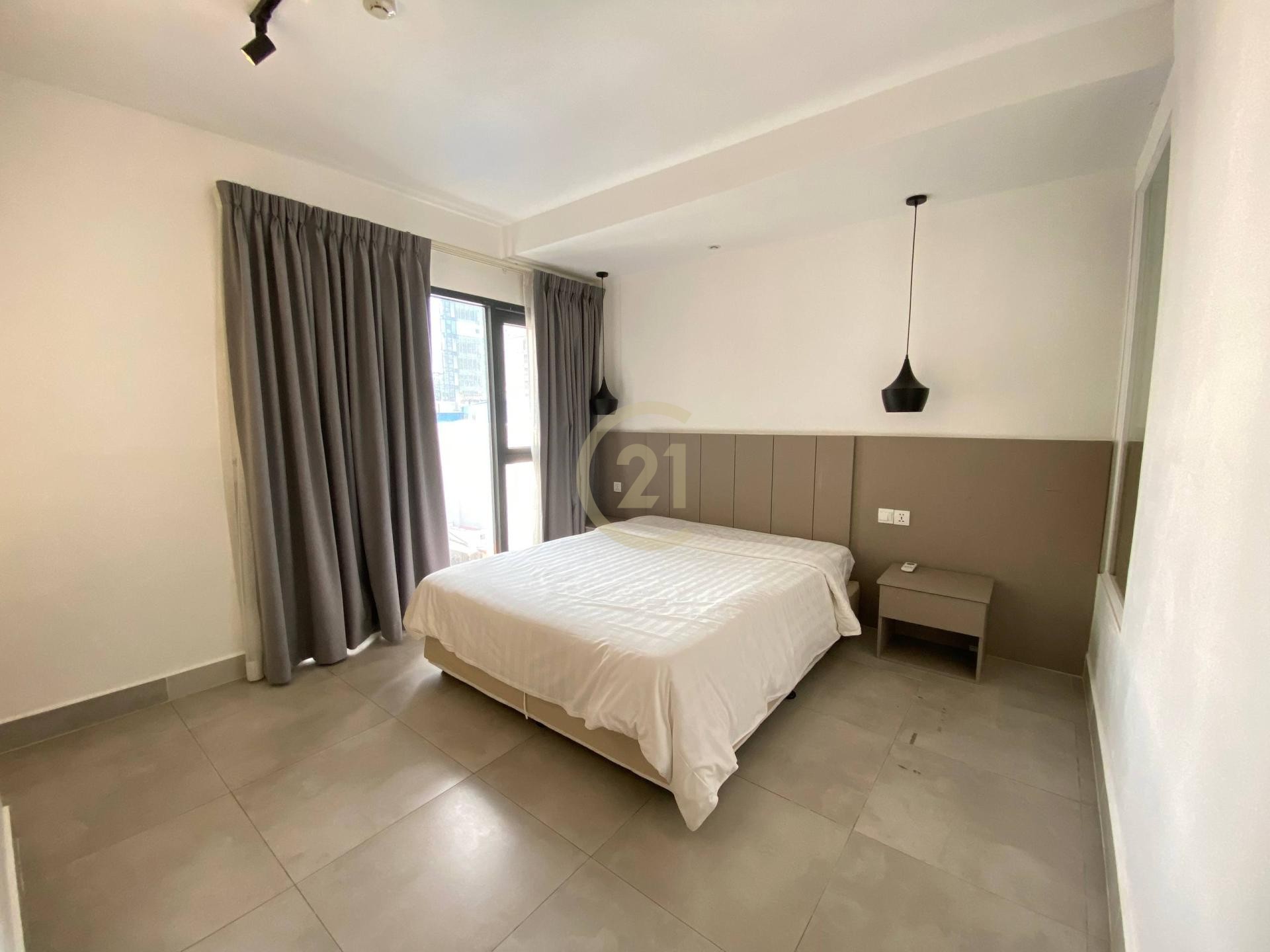 Duplex 2 Bedroom For Rent In BKK1