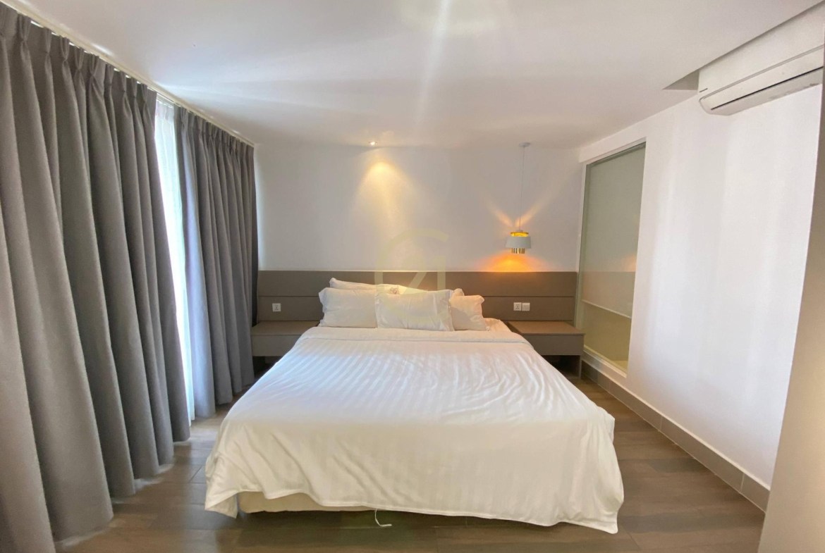Duplex 2 Bedroom For Rent In BKK1