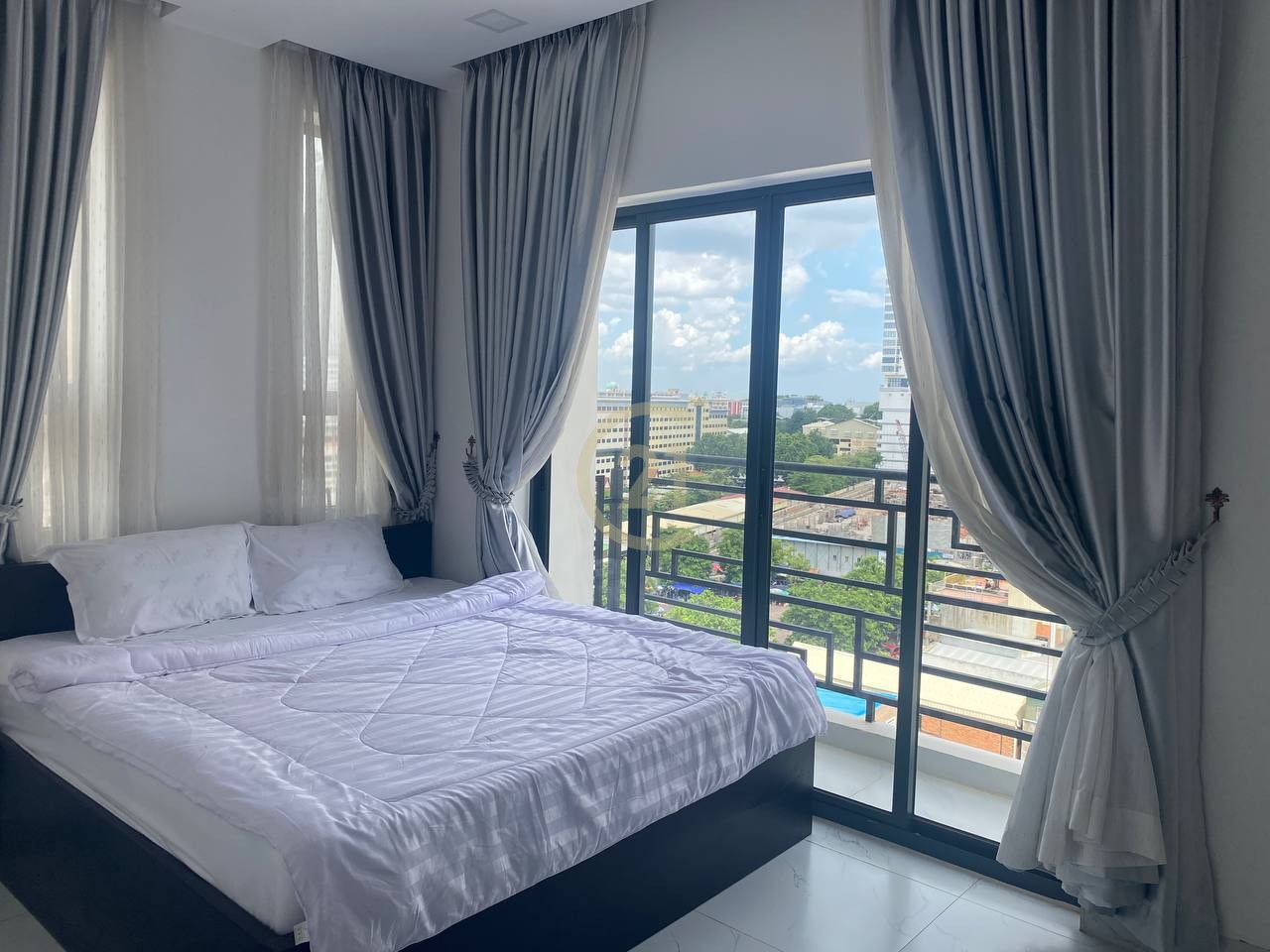 Cozy 1 Bedroom Apartment for Rent in Tonle Bassac | Phnom Penh