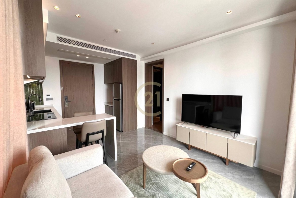 Executive 1 Bedroom Apartment with Living Room for Rent in Tonle Bassac | Phnom Penh