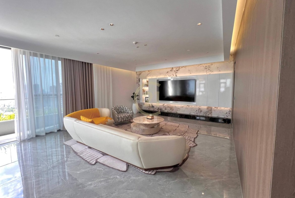 Luxury 3 Bedroom Penthouse for Rent in Tonle Bassac | Phnom Penh