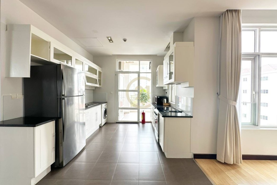 2 Bedroom Apartment for Rent in Tonle Bassac | Phnom Penh