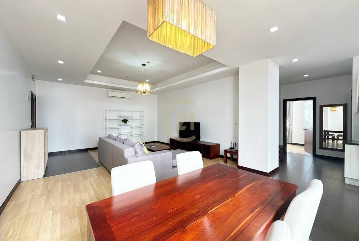 2 Bedroom Apartment for Rent in Tonle Bassac | Phnom Penh