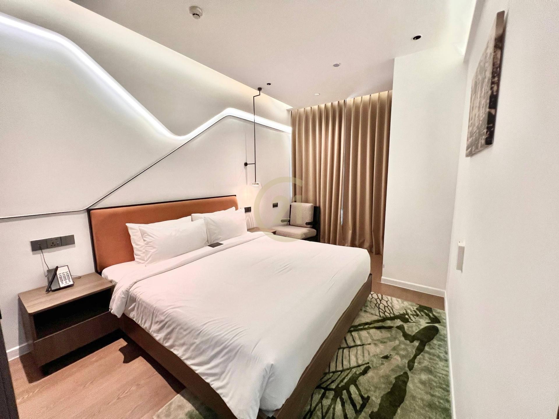 Executive 1 Bedroom Apartment with Living Room for Rent in Tonle Bassac | Phnom Penh