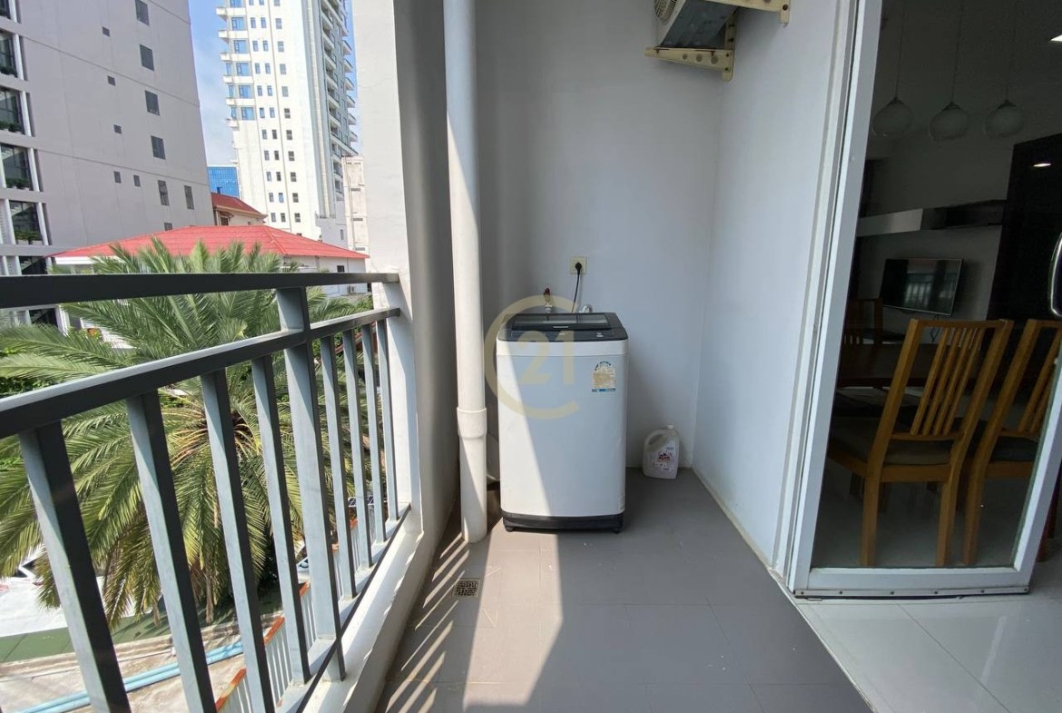 Spacious 1 Bedroom Apartment for Rent in Tonle Bassac | Phnom Penh