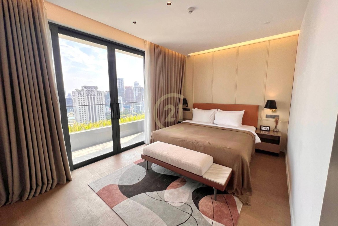 Luxury 3 Bedroom Penthouse for Rent in Tonle Bassac | Phnom Penh