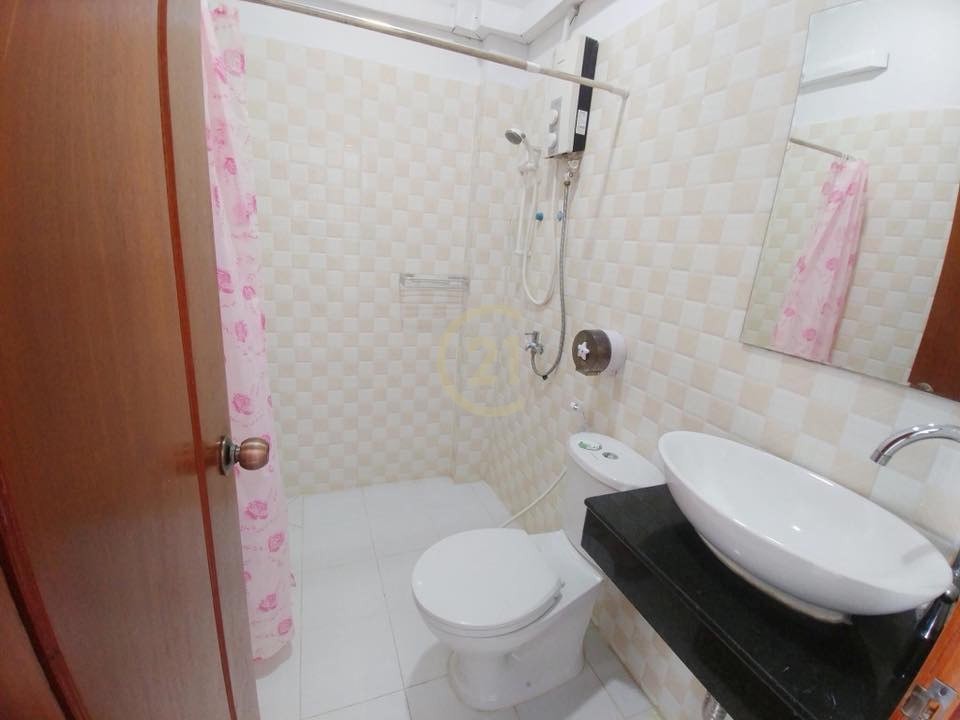 photo_2025-01-27_11-38-34 Building For Rent At Toul Tompong