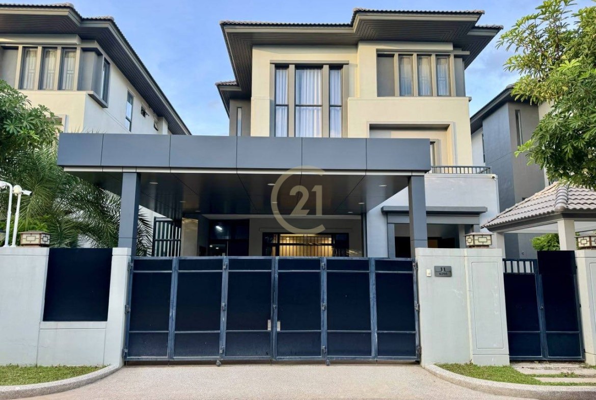 Single Villa For Rent At Chip Mong 50M