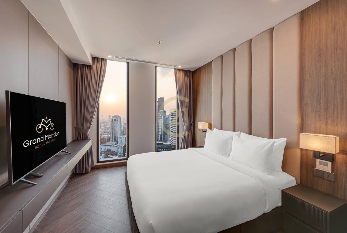 STUNNING PENTHOUSE FOR RENT IN BKK1 ✨