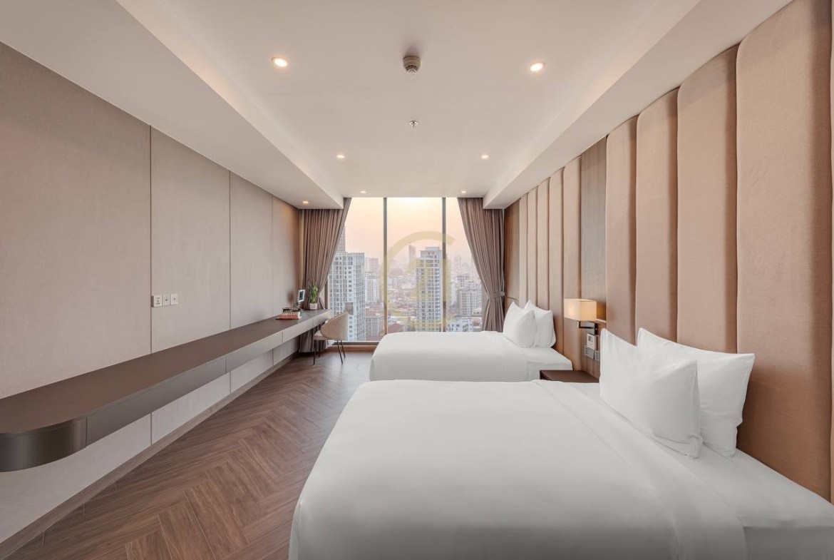 STUNNING PENTHOUSE FOR RENT IN BKK1 ✨