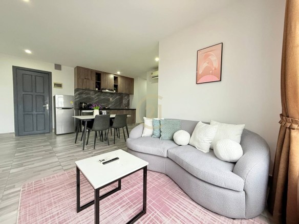 2 Bedroom For Rent Close To Toul Tompong