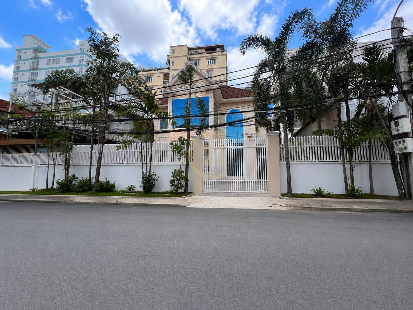 Single Villa For Rent At Toul Tompong