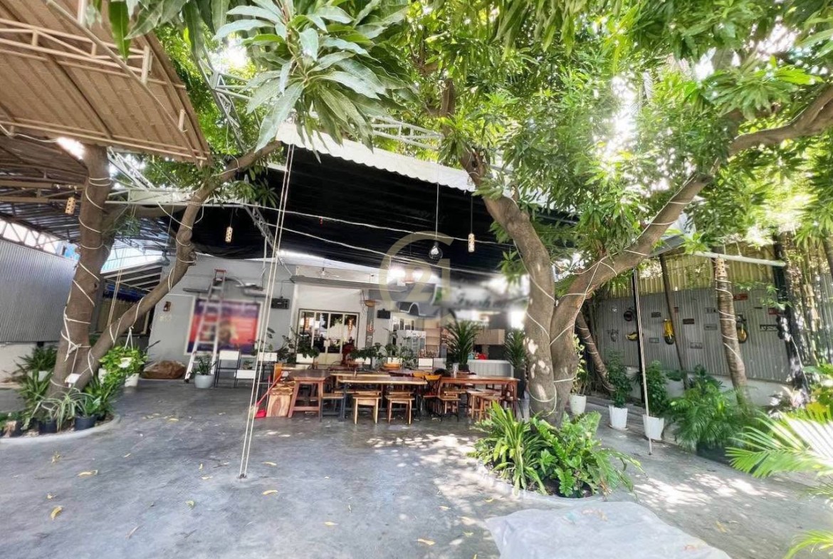 Shophouse For Rent In BKK3 | BKK3 5960
