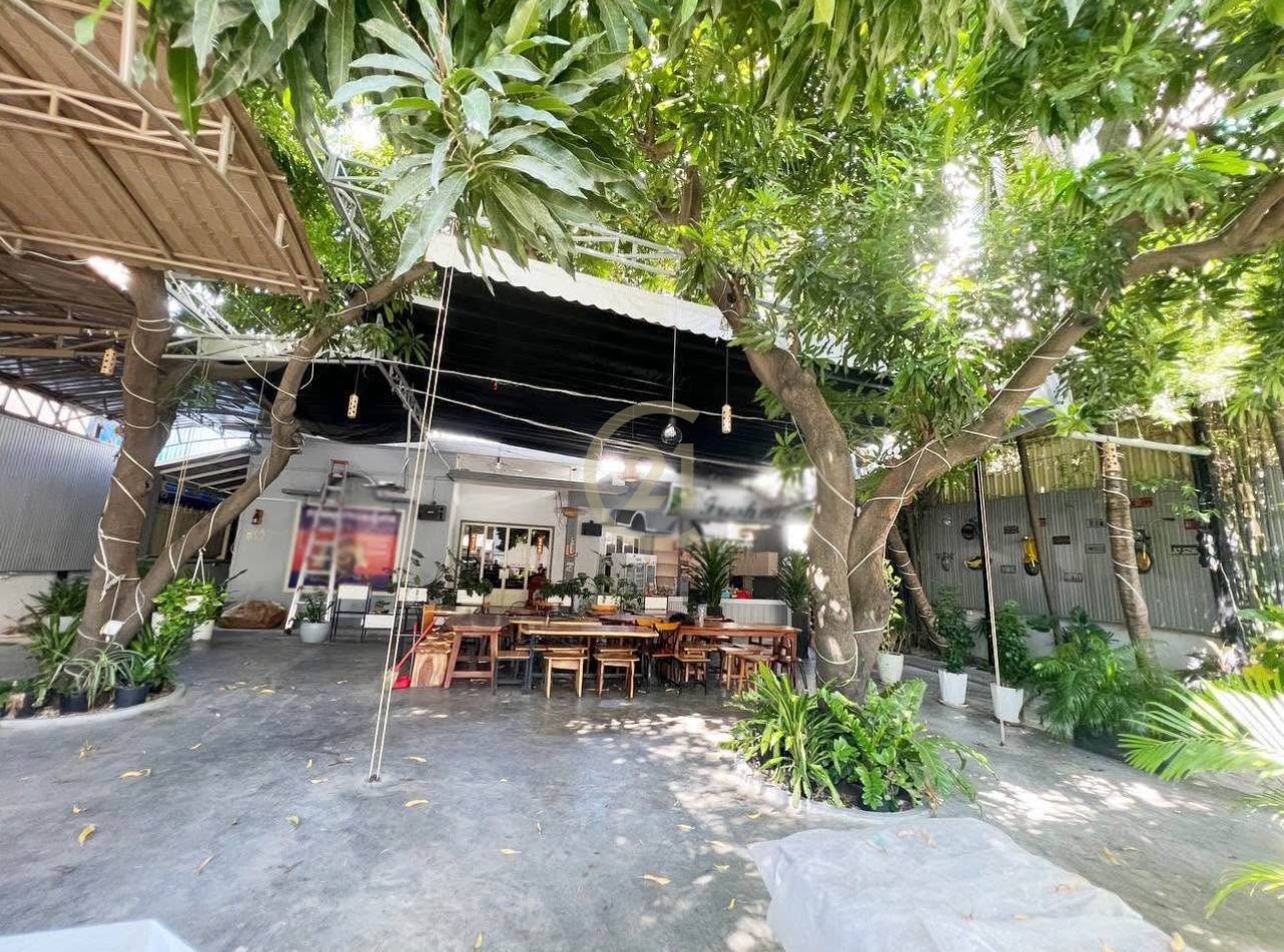 Shophouse For Rent In BKK3 | BKK3 5960