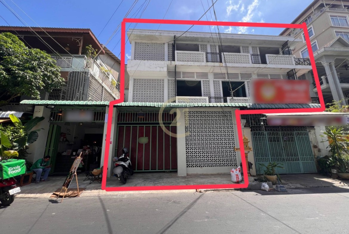 Shophouse For Rent In BKK3 | BKK3 5968