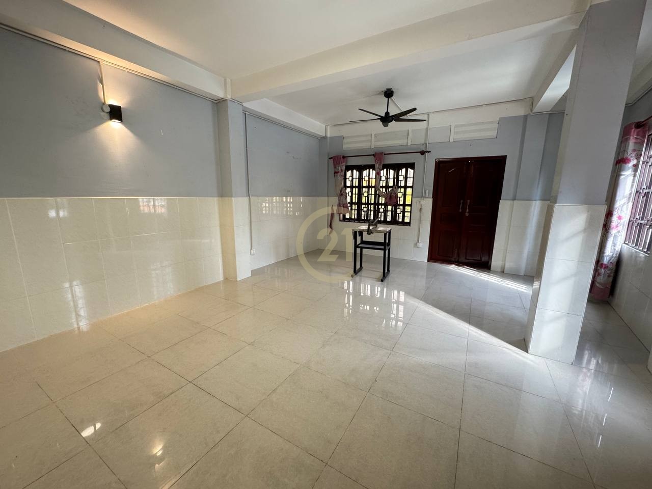 HOUSE FOR RENT IN DAUN PENH!!
