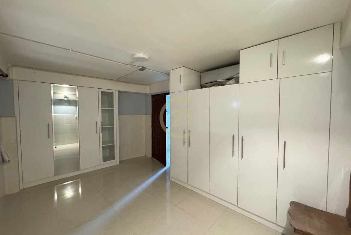 HOUSE FOR RENT IN DAUN PENH!!