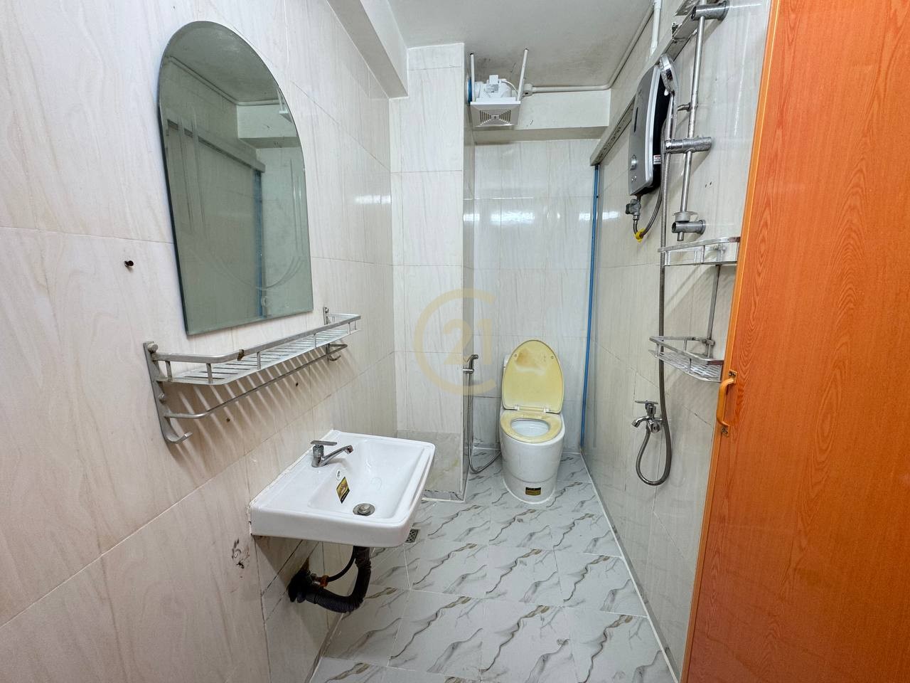 HOUSE FOR RENT IN DAUN PENH!!